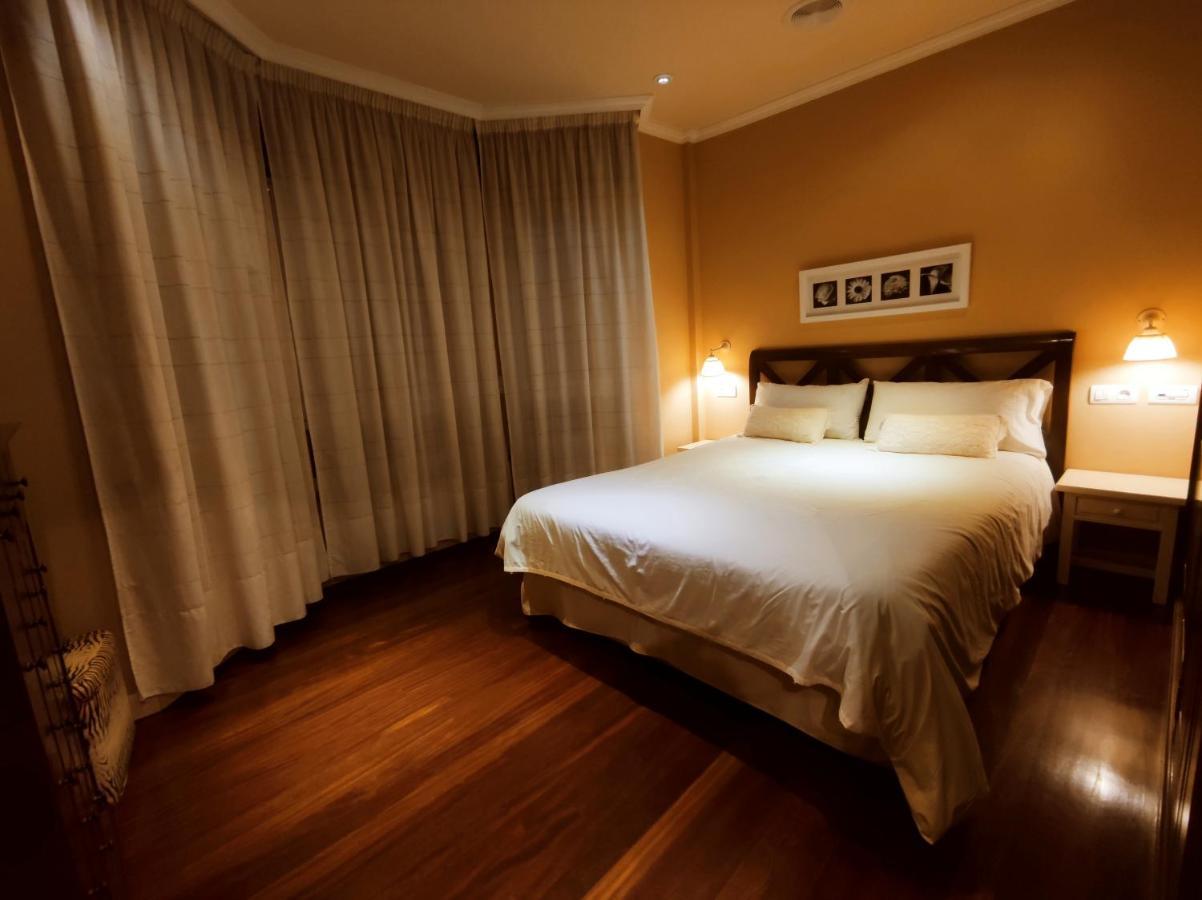 Hhc - Holidays House Compostela Saint-Jacques-de-Compostelle Extérieur photo