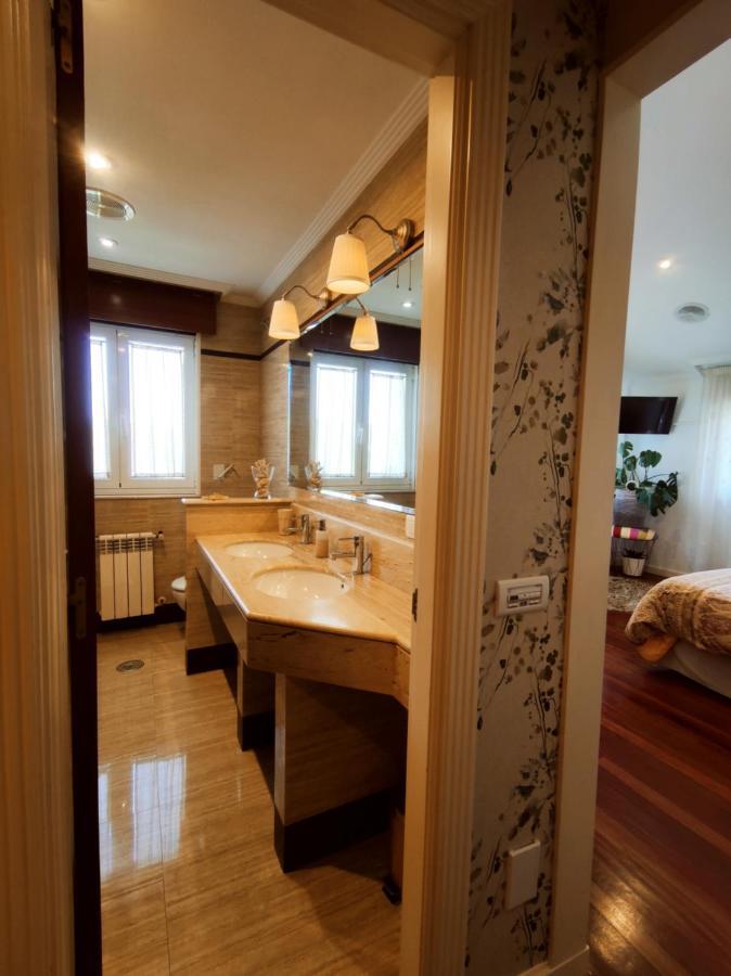 Hhc - Holidays House Compostela Saint-Jacques-de-Compostelle Extérieur photo